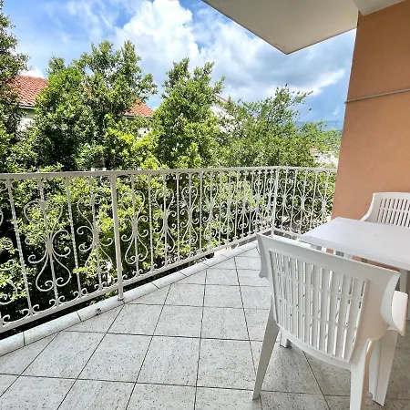 Julie Apartmán Jadranovo