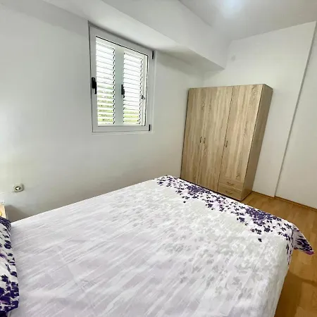 Appartement Julie Jadranovo