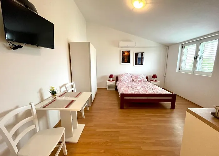Apartamento Julie Jadranovo